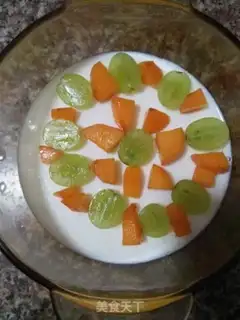 Make Milk and fruit ice powder step 9