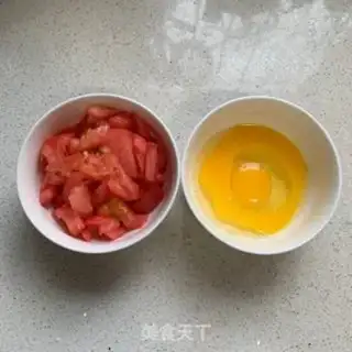 Make Tomato egg noodles step 2