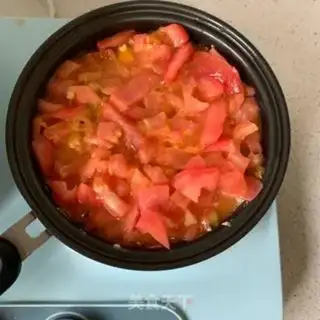 Make Tomato egg noodles step 4