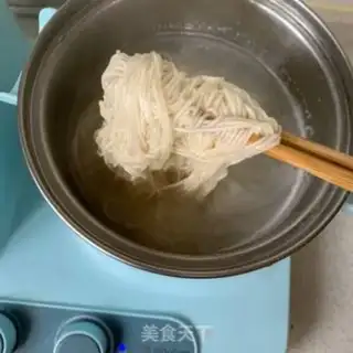 Make Tomato egg noodles step 9