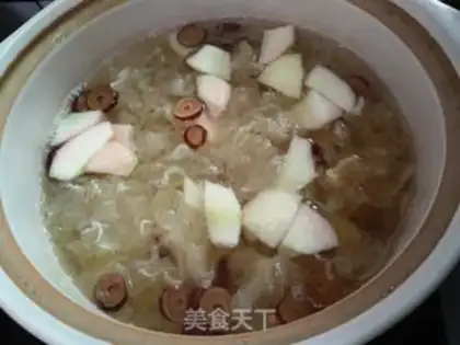 Make Peach silver ear soup step 8