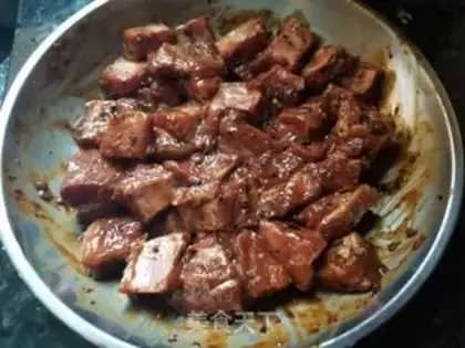 Make Yellowfish tofu soup step 7