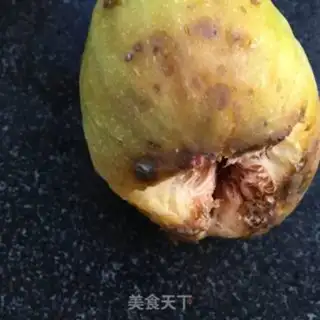 Make Sour milk with figs step 0