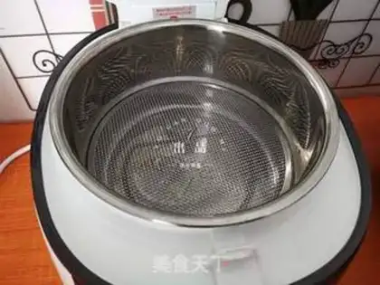 Make Garlic steam step 2