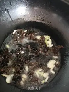 Make Quite a seafood soup step 3
