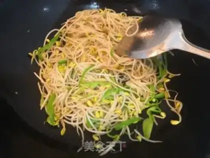 Make Green bean sprouts step 7