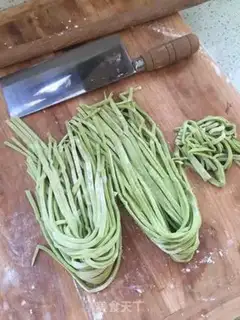 Make Handy spinach noodles step 11