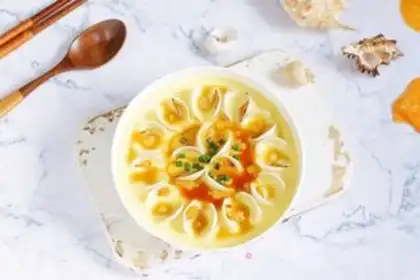 Make Cracking eggs step 10