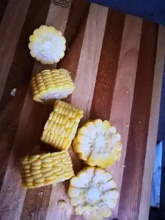 Make Corn carrot bone soup step 2