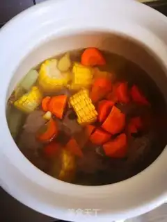 Make Corn carrot bone soup step 5