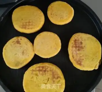 Make Sweet pumpkin bean cake step 5