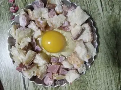 Make Toast eggs step 3