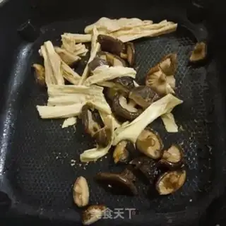 Make Mushrooms and mackerel step 3