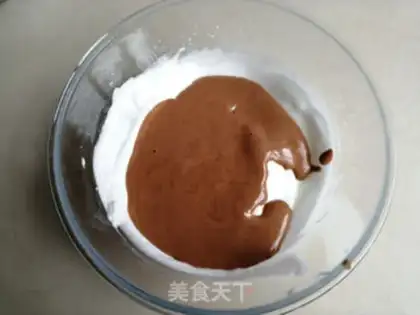Make Coca-Cake roll step 6