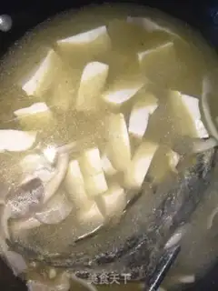 Make Yellowfish tofu soup step 4