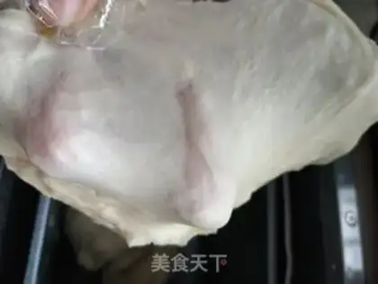 Make The hand tore the meat and bread step 5