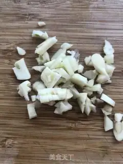 Make Garlic broccoli step 1