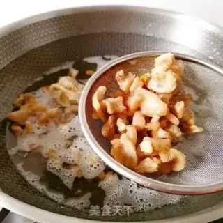 Make Get the pig oil step 4