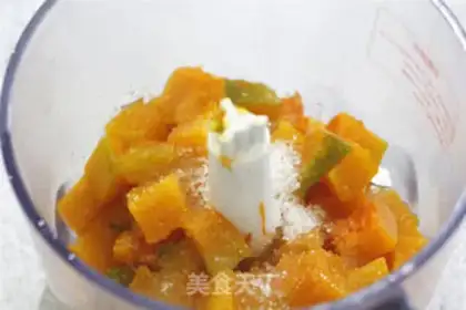 Make Pumpkin cheeseball step 1