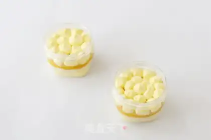 Make Pineapple cup step 6