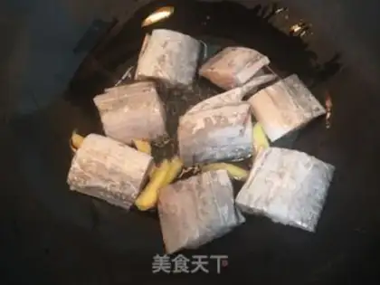 Make Red-fried fish step 3