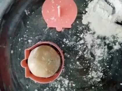 Make A wide moon cake step 8