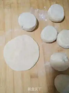 Make A meat bun step 3