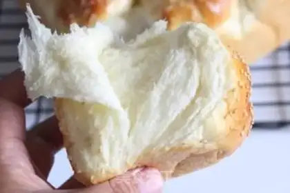 Make ♪ Bread at the bottom of honey step 18