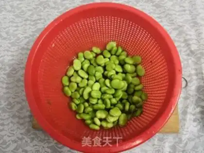 Make Garlic seed beans step 1