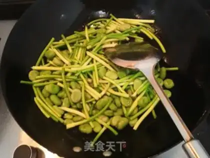 Make Garlic seed beans step 7