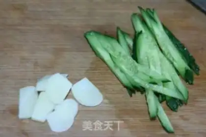 Make Onion noodles step 5
