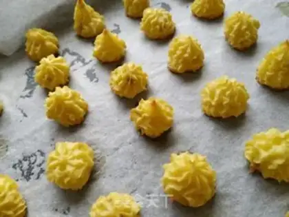 Make Pork celery pie step 5