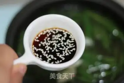 Make Onion noodles step 8