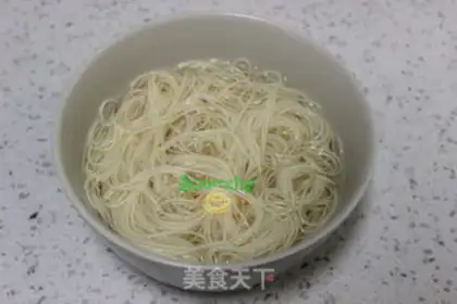 Make The dumpling noodles step 2