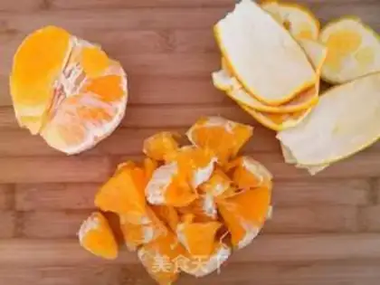 Make Champagne orange juice step 1