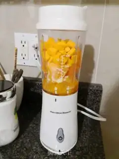 Make Champagne orange juice step 2