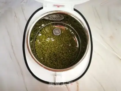 Make Green bean soup step 1