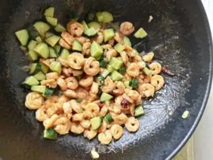 Make cucumber shrimp step 3