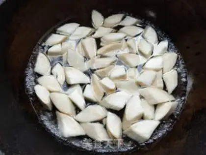 Make Sour apricot mushroom step 2