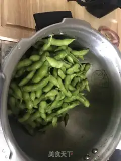 Make High-pressure pot, saline beans step 1