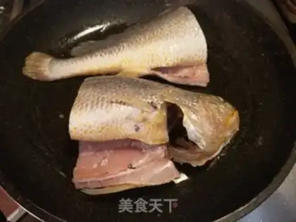 Make Red-hot yellowfish step 1