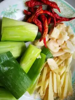 Make Spicy, spicy yellow step 1