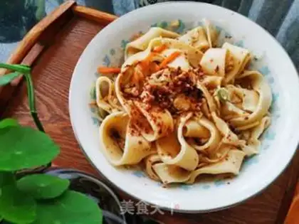 Make Oiled egg noodles step 31