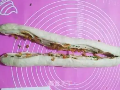Make Onion pine toast step 4