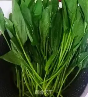 Make Eggrey spinach step 0