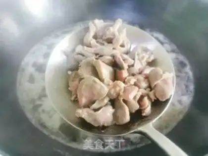 Make Spicy chicken step 1