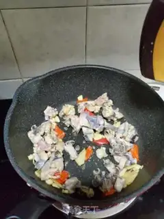 Make Chicken with a soy sauce step 4