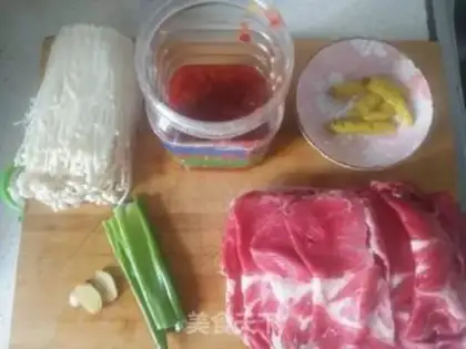 Make Sour soup, fat cow step 0
