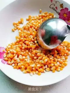 Make Homemade popcorn step 1