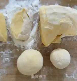 Make Pumpkin buns step 2